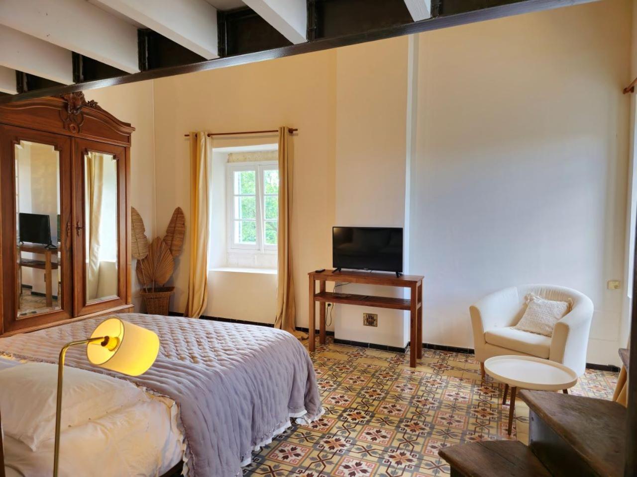 Ancien Mas Du Moulin Bed & Breakfast Eygalières Екстериор снимка